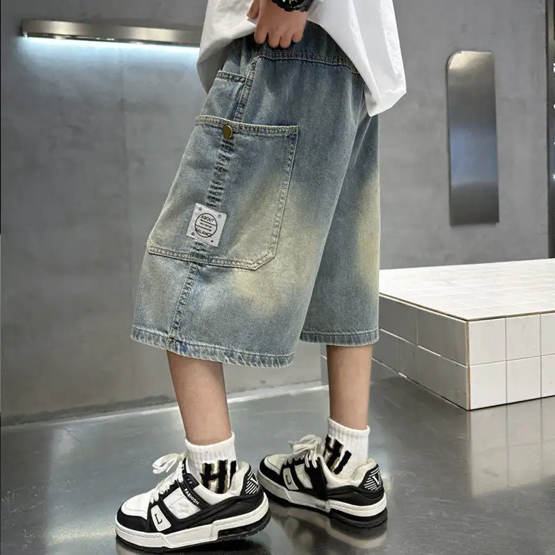 Men's Lightweight Woven Cargo Shorts with a Drawstring Waist