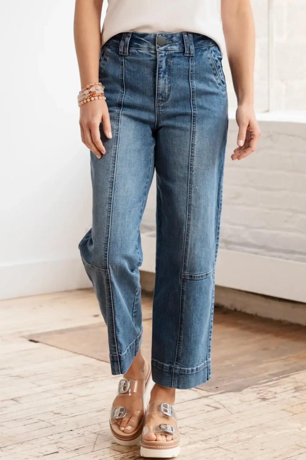 Women's Exposed Stitching Straight Jeans