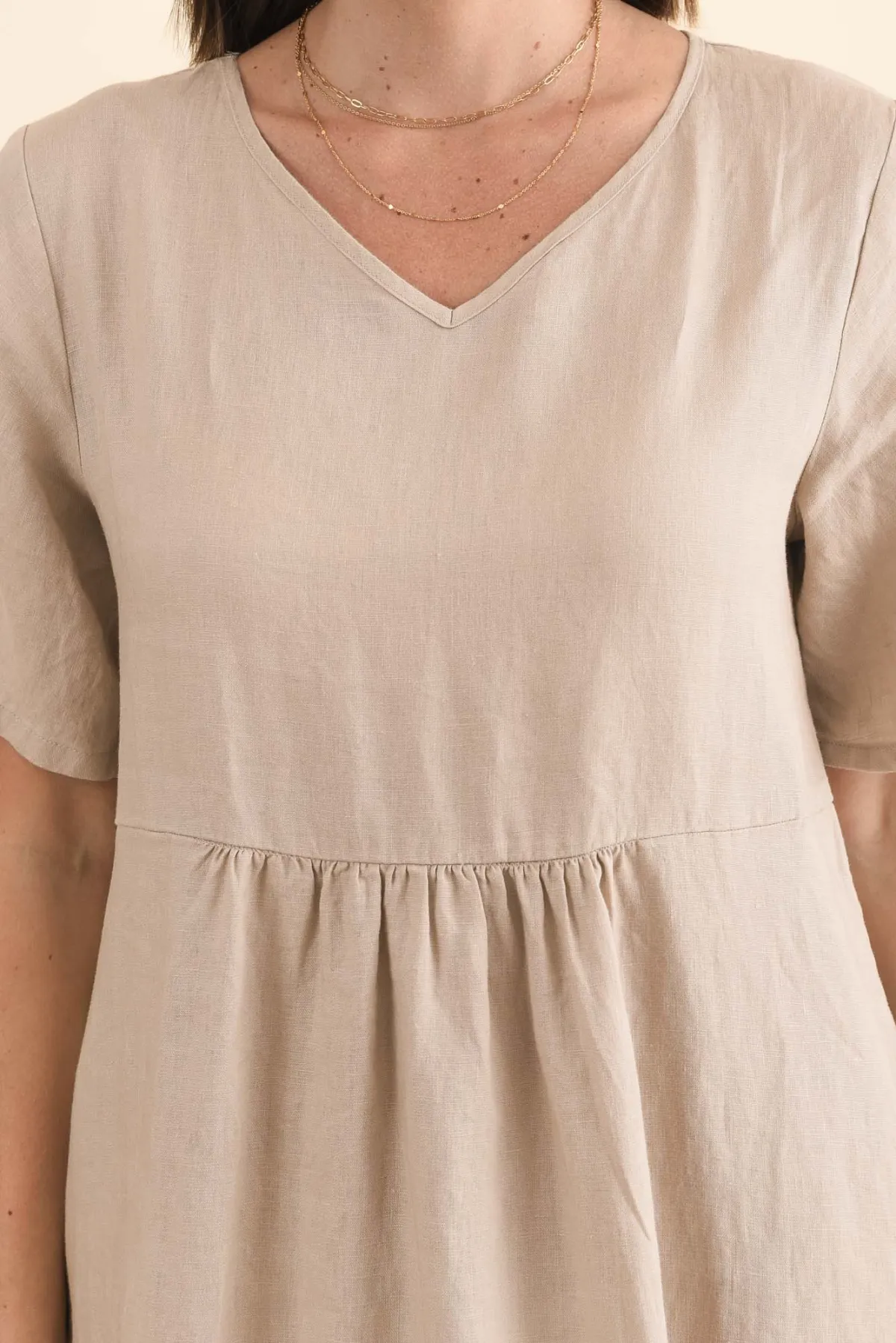Pleated Linen Below-Knee Pocket Tiered V-Neck Half-Sleeve Dress