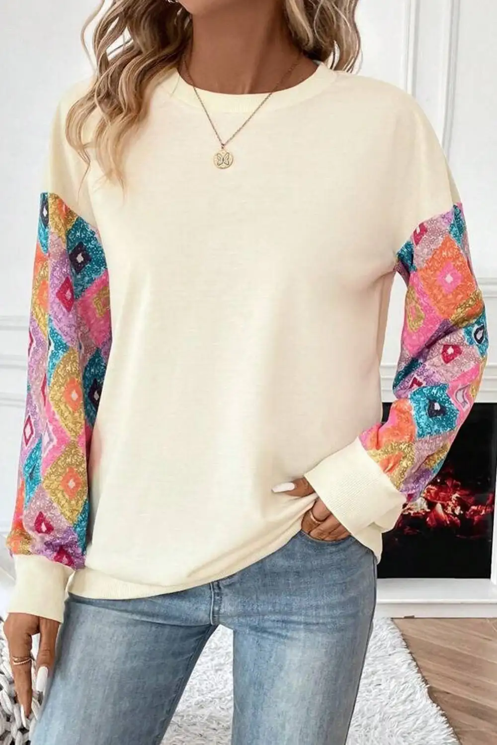 Women's Graphic Round Neck Long Sleeve Top
