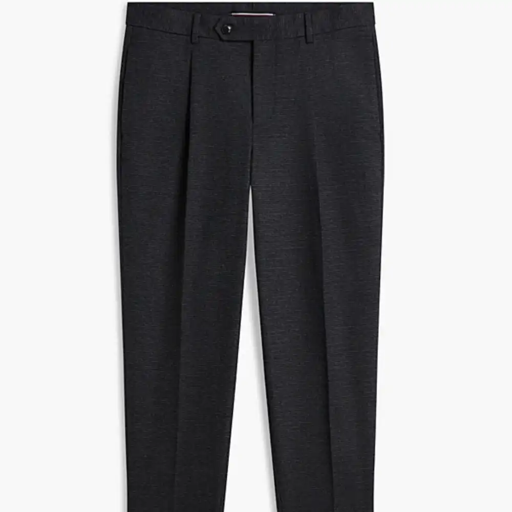 Tapered Casual Pants