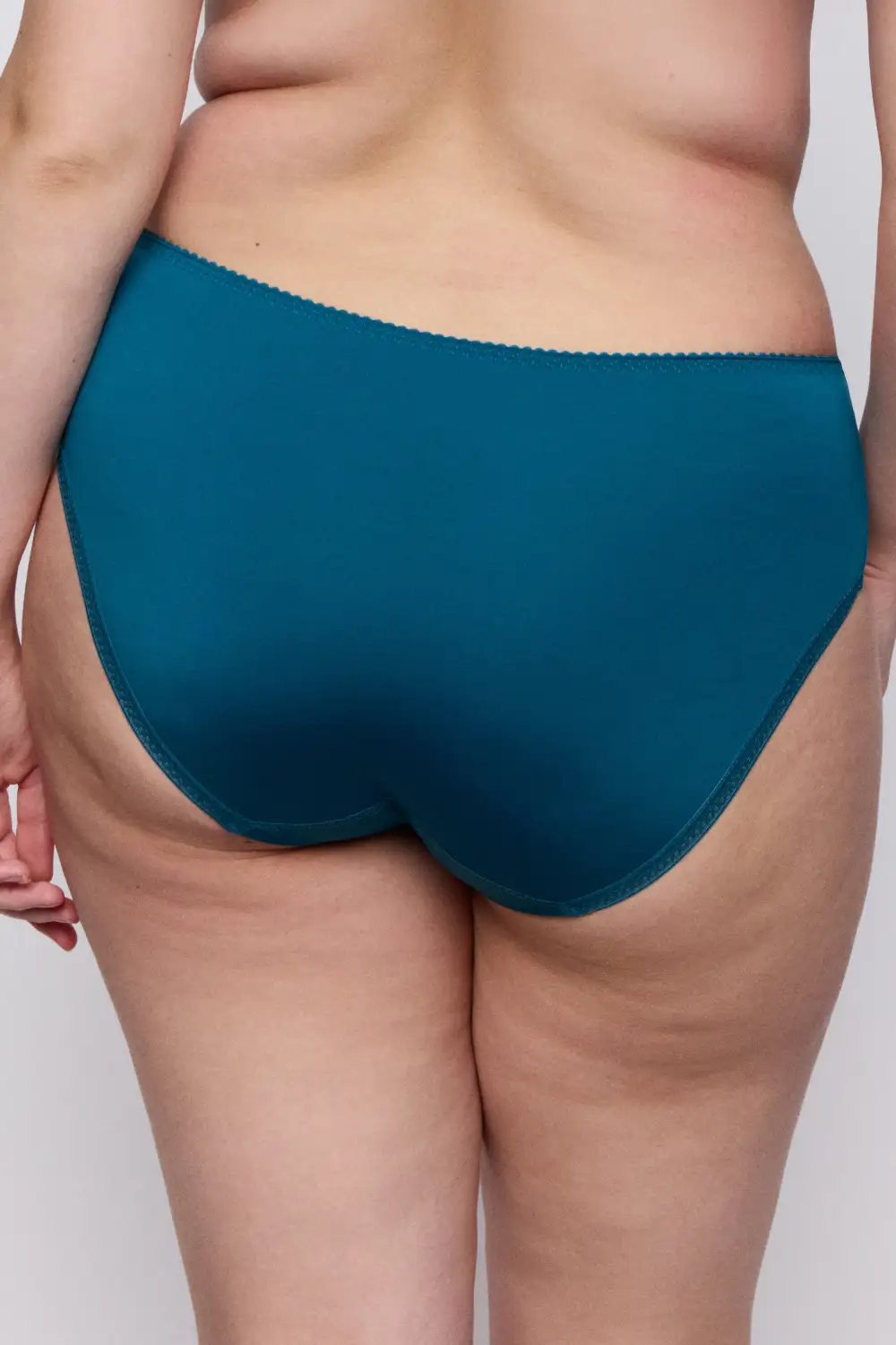 Women's Flat Seams Elastic Waistband Cotton Gusset Cotton Retro Detail Brief Panty