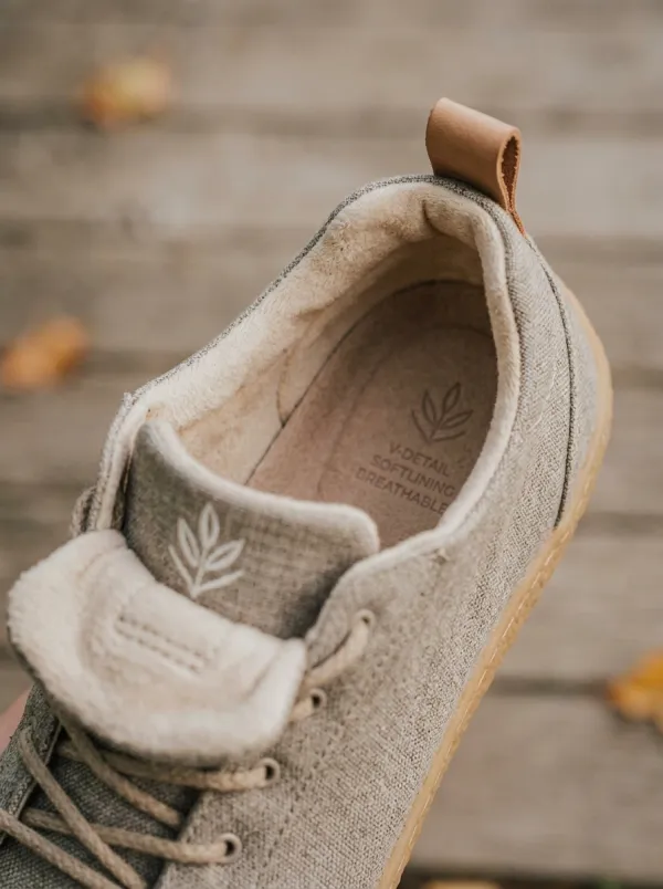 Winter-Ready Minimalist Leaf Silhouette Unisex Barefoot Shoes