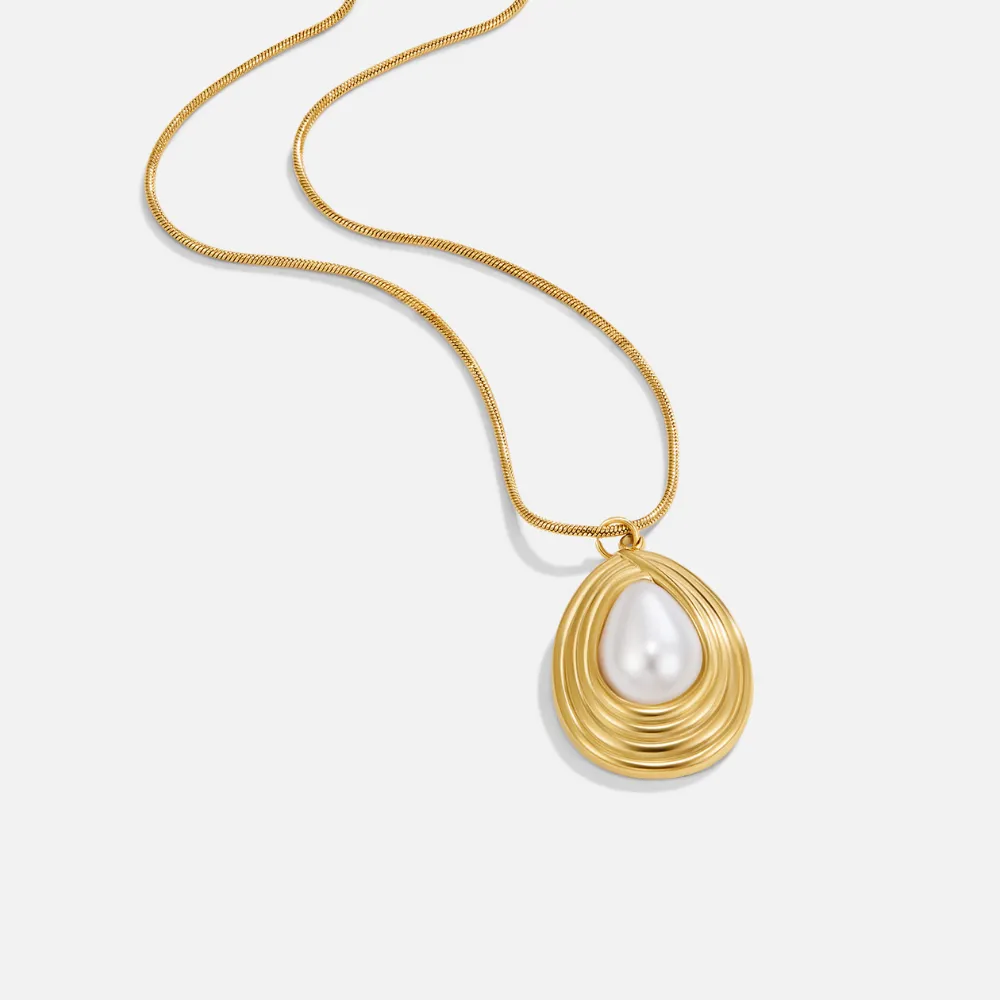 Vintage Teardrop Necklace