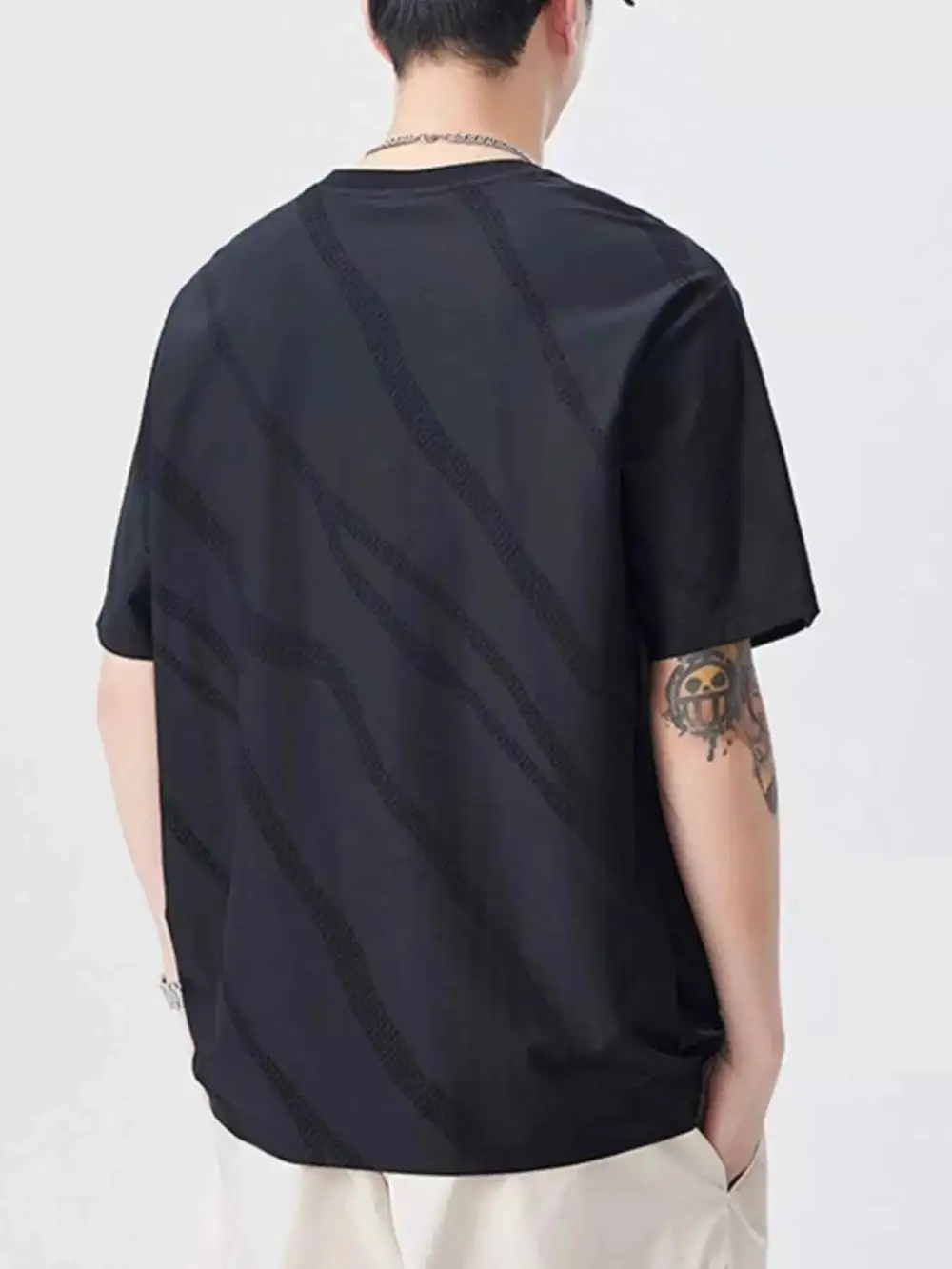 Comfort Fit Round Neck Short Sleeve T-Shirt