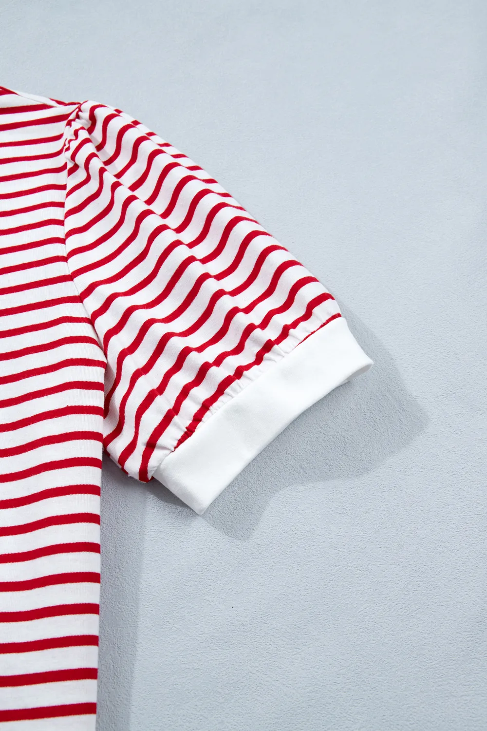 Red Stripe Contrast Trim Round Tee