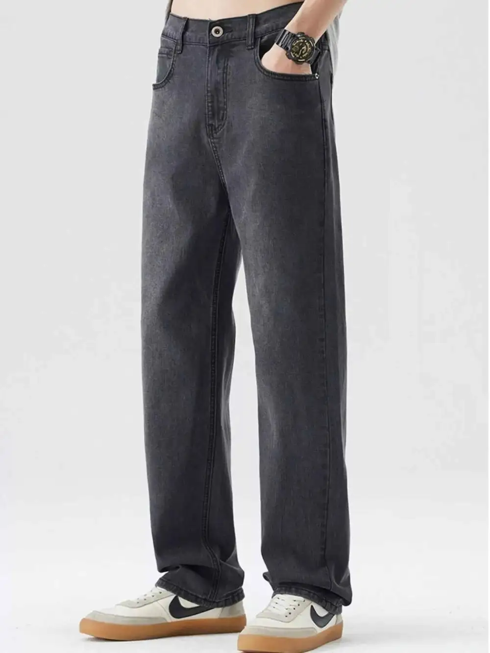 Wide Leg Jeans with Pockets