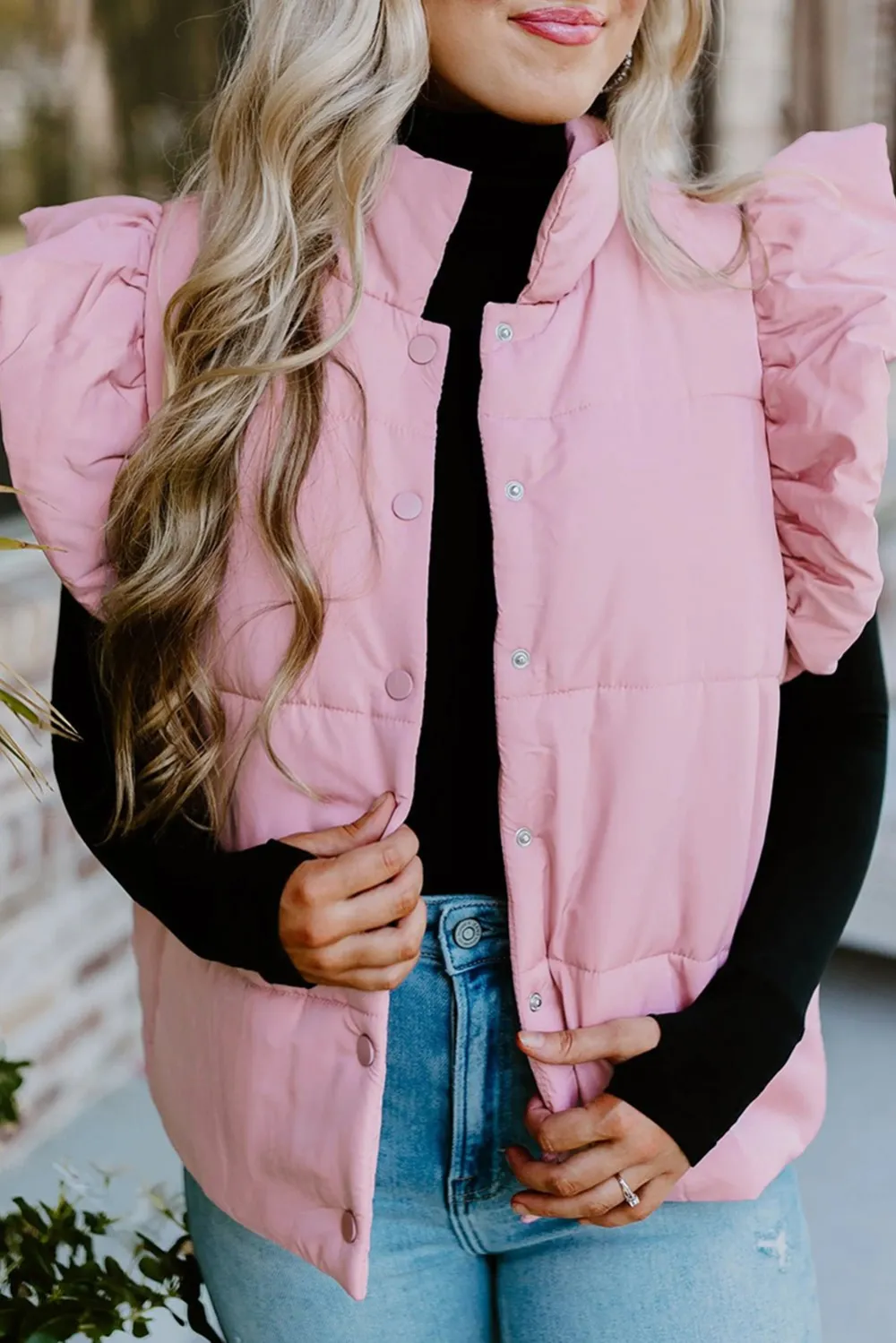 Stand Neck Flutter Sleeve Puffer Vest