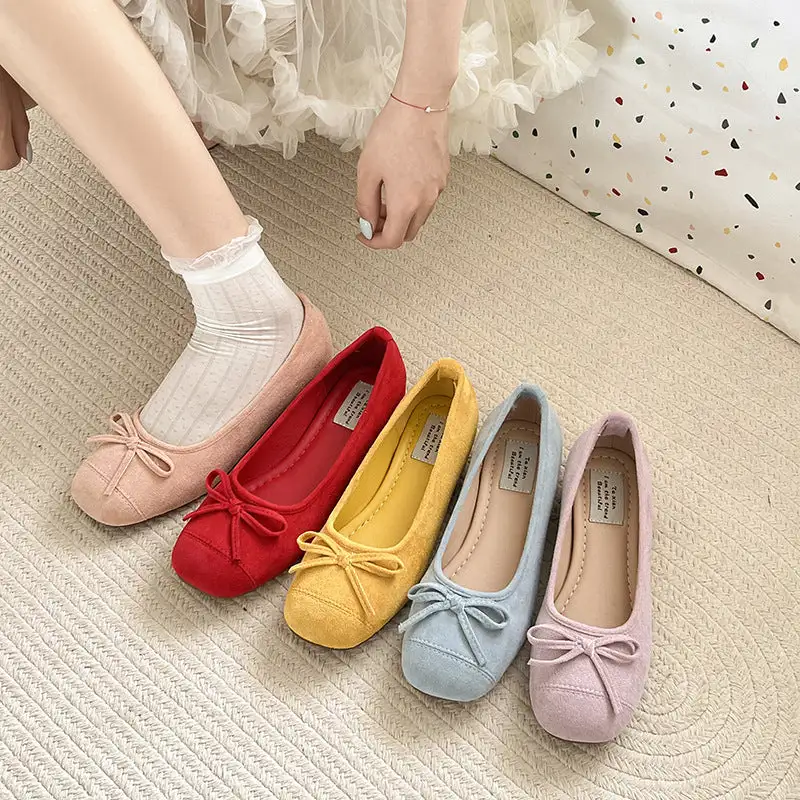 Soft Clean Profile Strap Low Heel Shoes