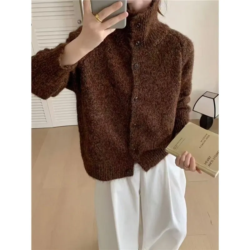 Women's Knit Buttoned Relaxed Cardigan
