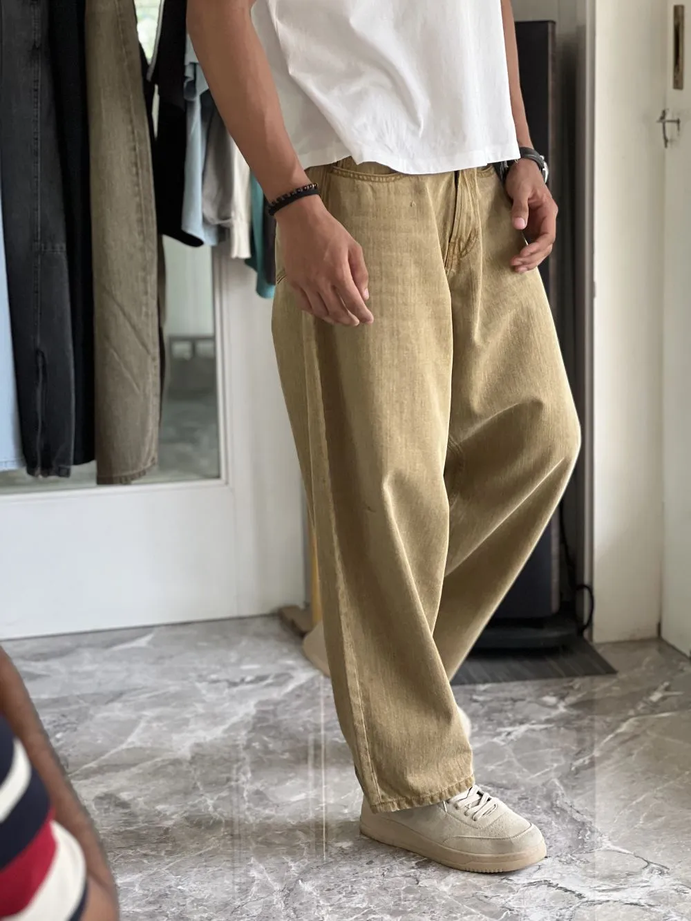 Tapered Barrel Jeans