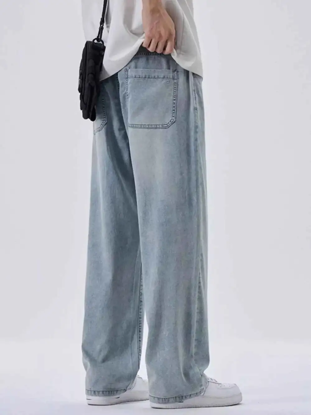 Modern Wide Leg Jeans