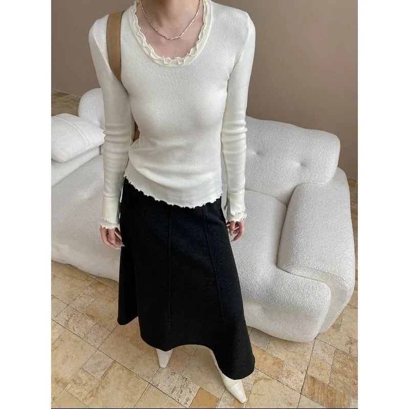 Comfort Wood Ear Hem Slim Fit Knit Sweater