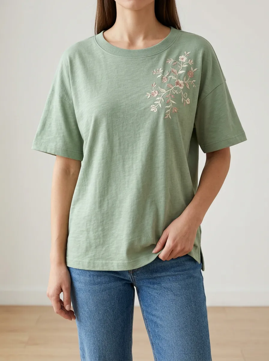 Floral Print Embroidered Detail Women's Casual Short Sleeve Tee