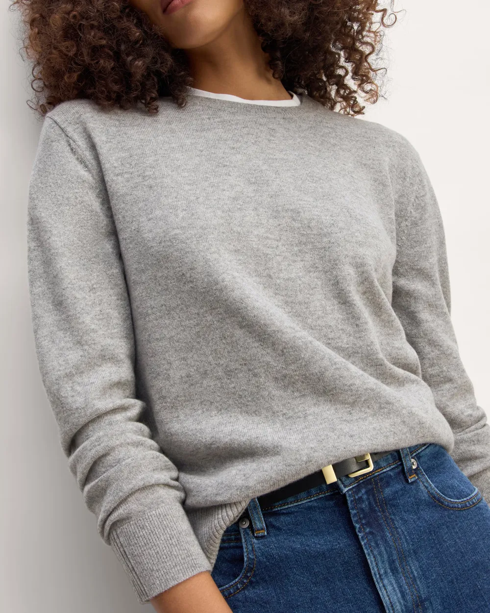 The Light Heather Grey Classic Crew in Cashmere
