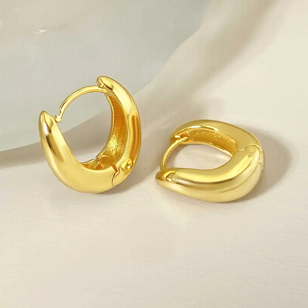 Curved Chunky Hoop Earrings