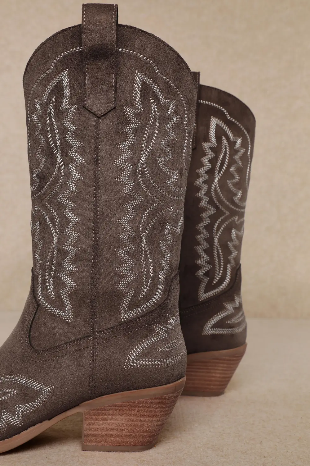 Tessa Mid-calf Western Cowgirl Boot