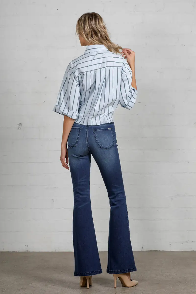 Modern Wide Flare Jeans