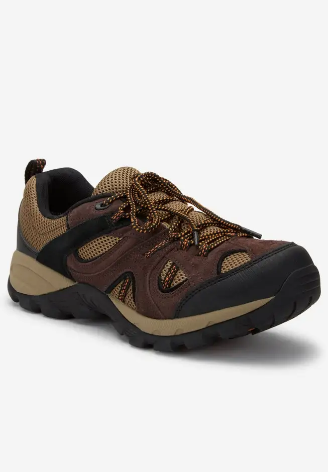 Trail Sneakers