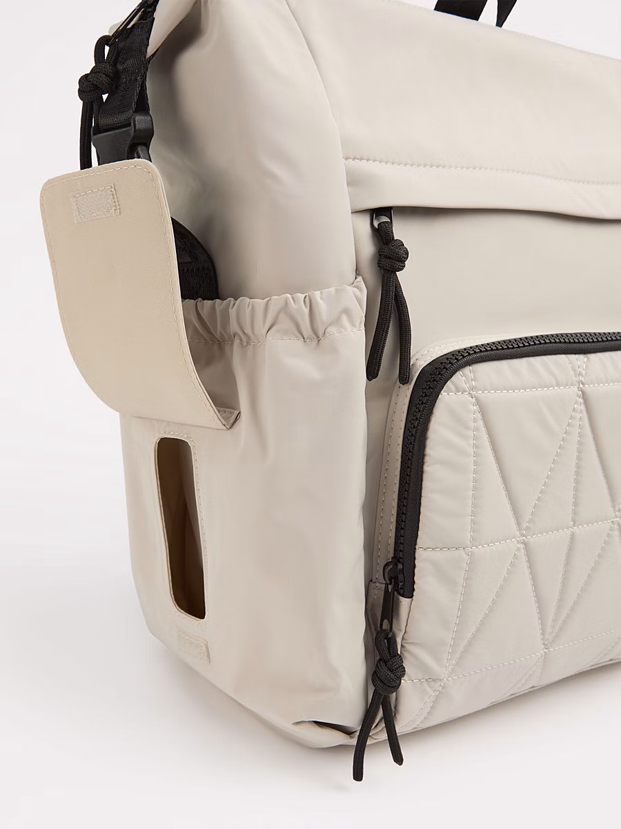 Neutral Changing Backpack detail 1