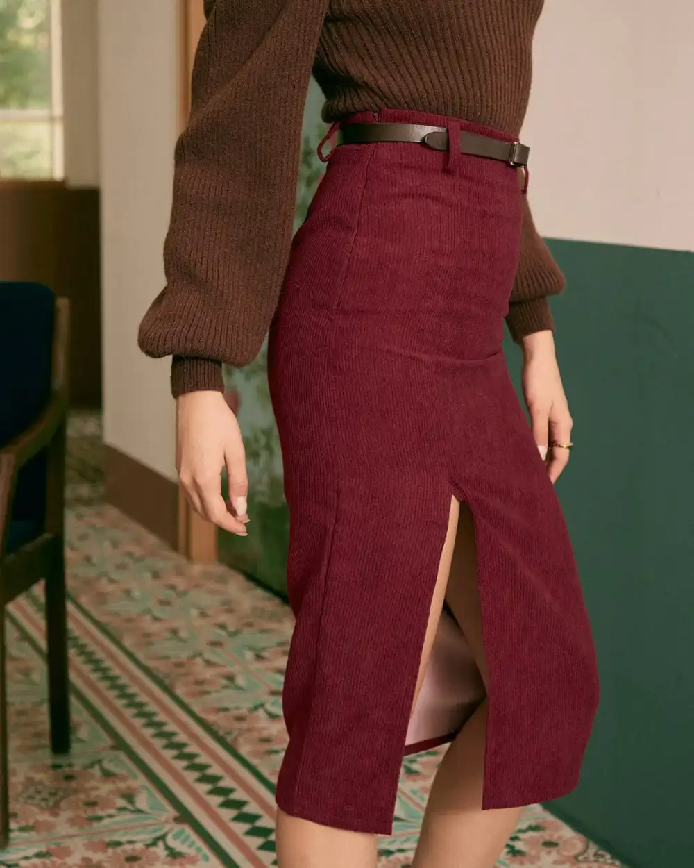 Side Slit Slit Midi Skirt