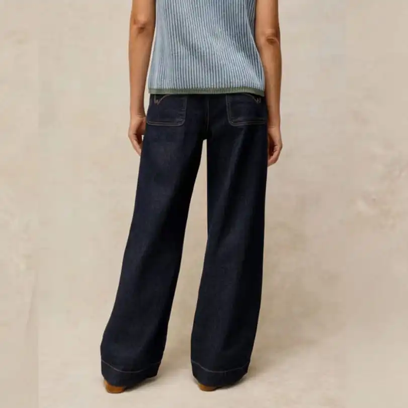 Classic Wide-Leg Women's Jeans