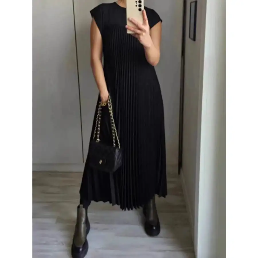 Classic Full Size Pleated Round Neck Maxi Dress Plus Size