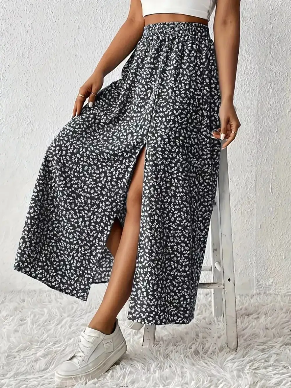 Wearable Printed Slit Detail Skirt