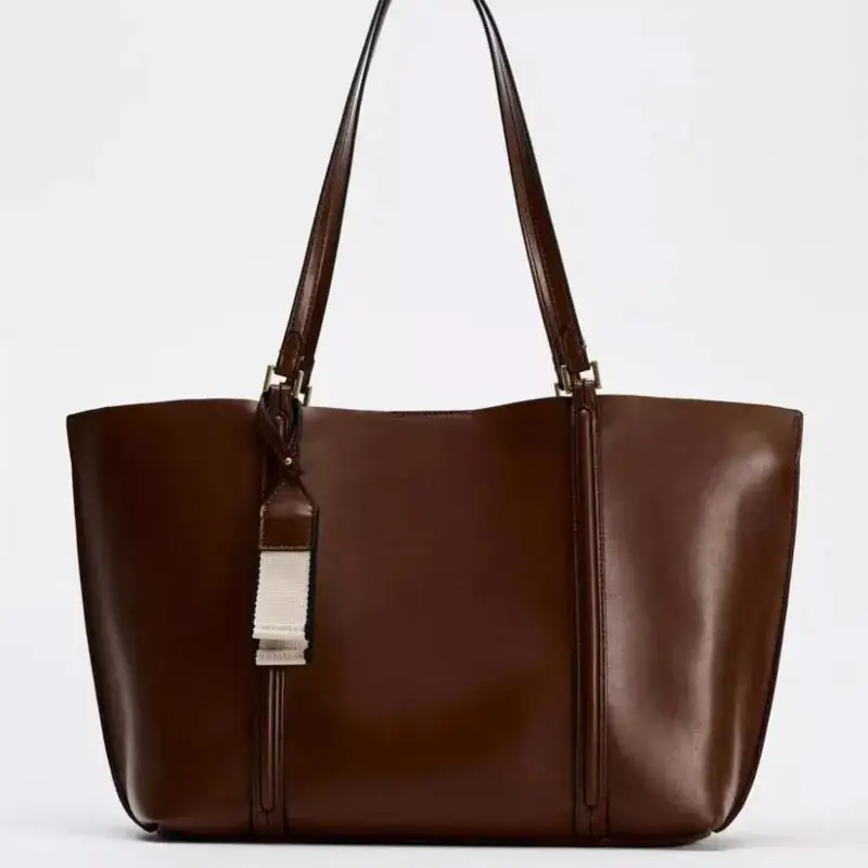 Office Chic: French-Style Minimalist Commuter Tote