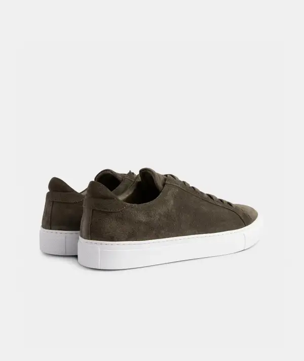Everyday Relaxed Casual Suede Sneakers