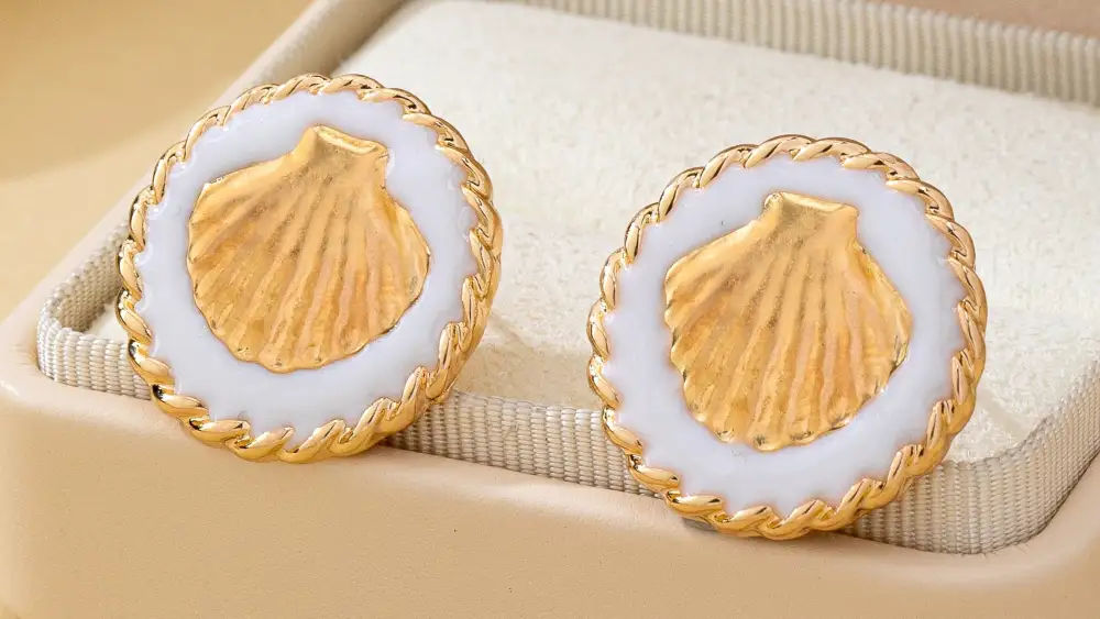 Nautical Seashell namel Stud arrings