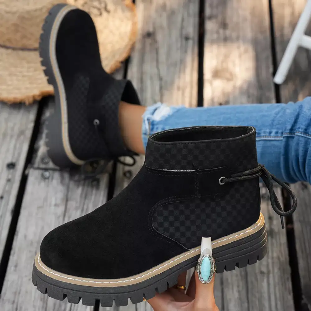 Lightweight Round Toe Platform Boots