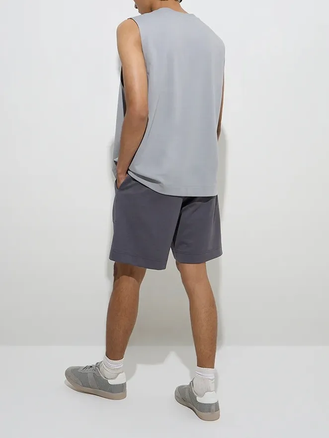 Solid Loose Mid-Waist Shorts