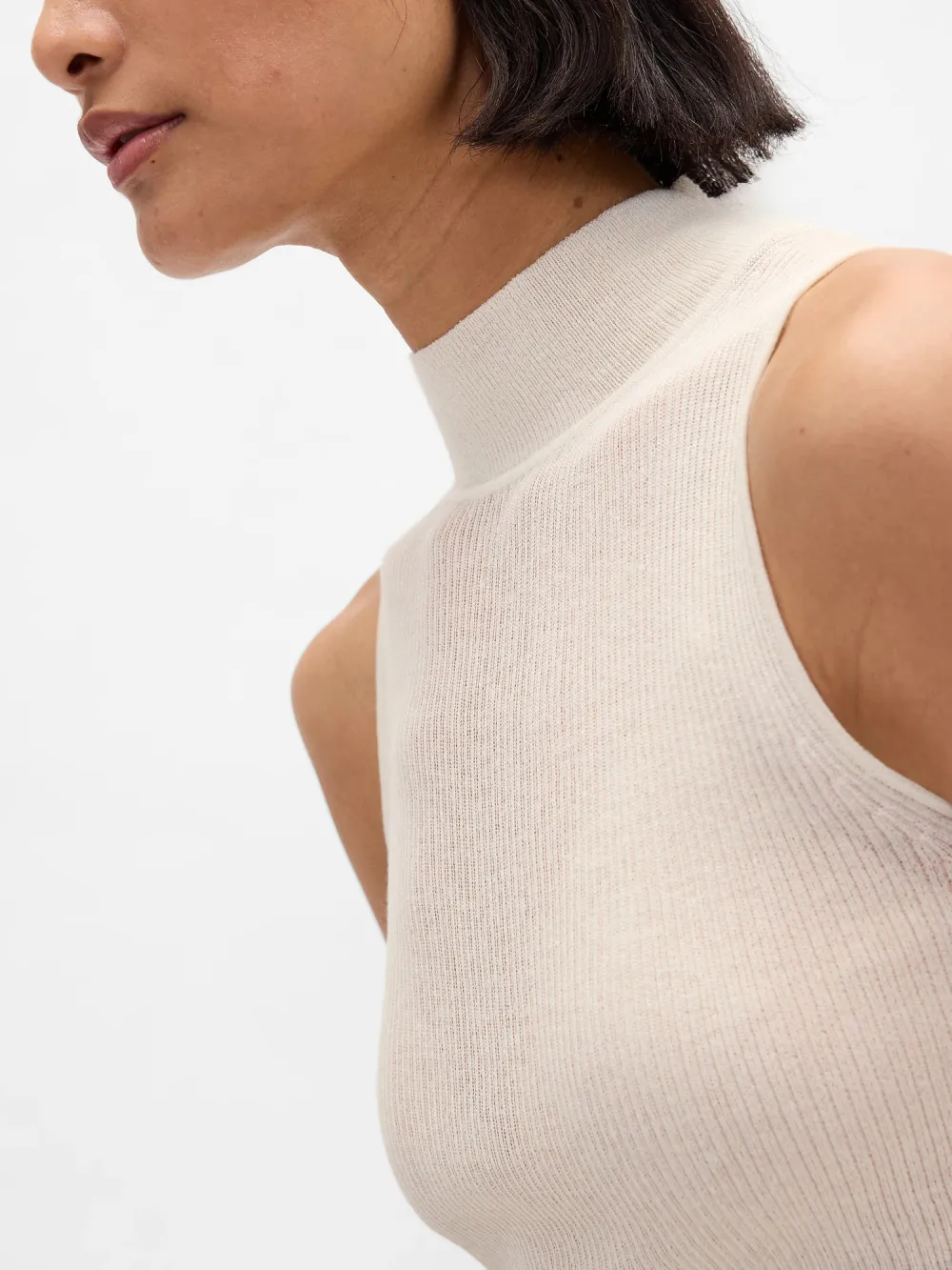 Slim Fit Sleeveless Sweater