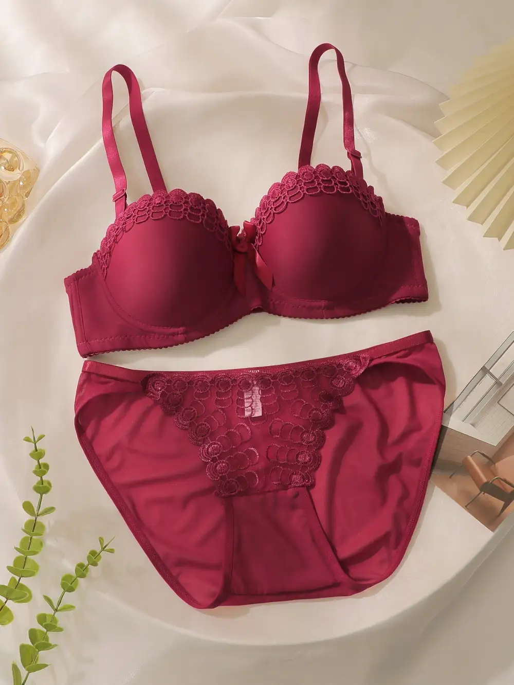 Butterfly Embroidered Non-Slip Underwire Set