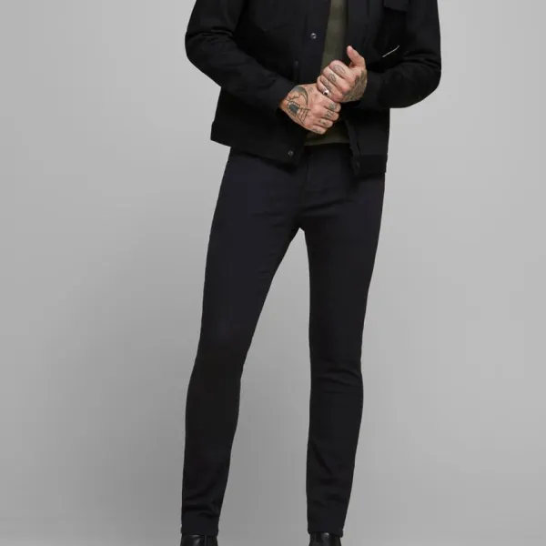 Essential Everyday Classic Jeans