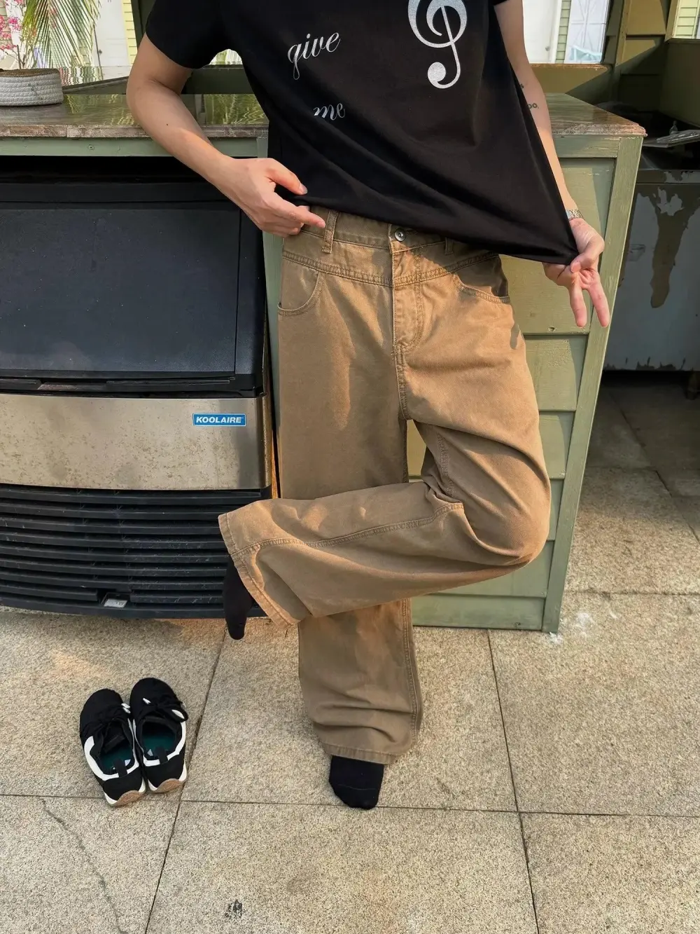 Washed Mid-Rise Jeans