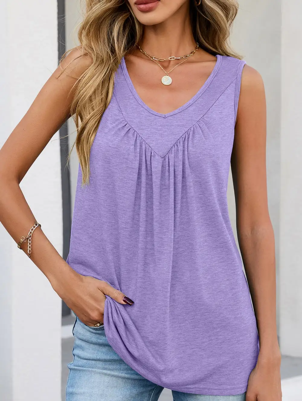 Ruched V Neck Sleeveless Tank Top