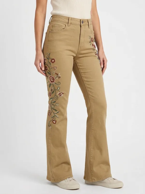 Women's Classic Medium Wash Floral Embroidery High-Rise Flare Jeans