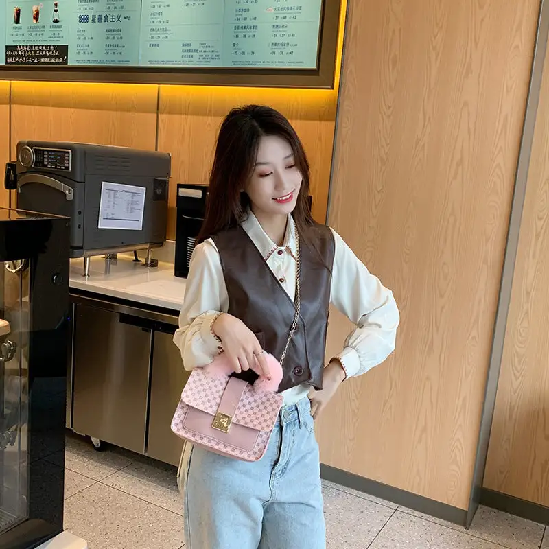 Compact Chain Strap Square Handbag