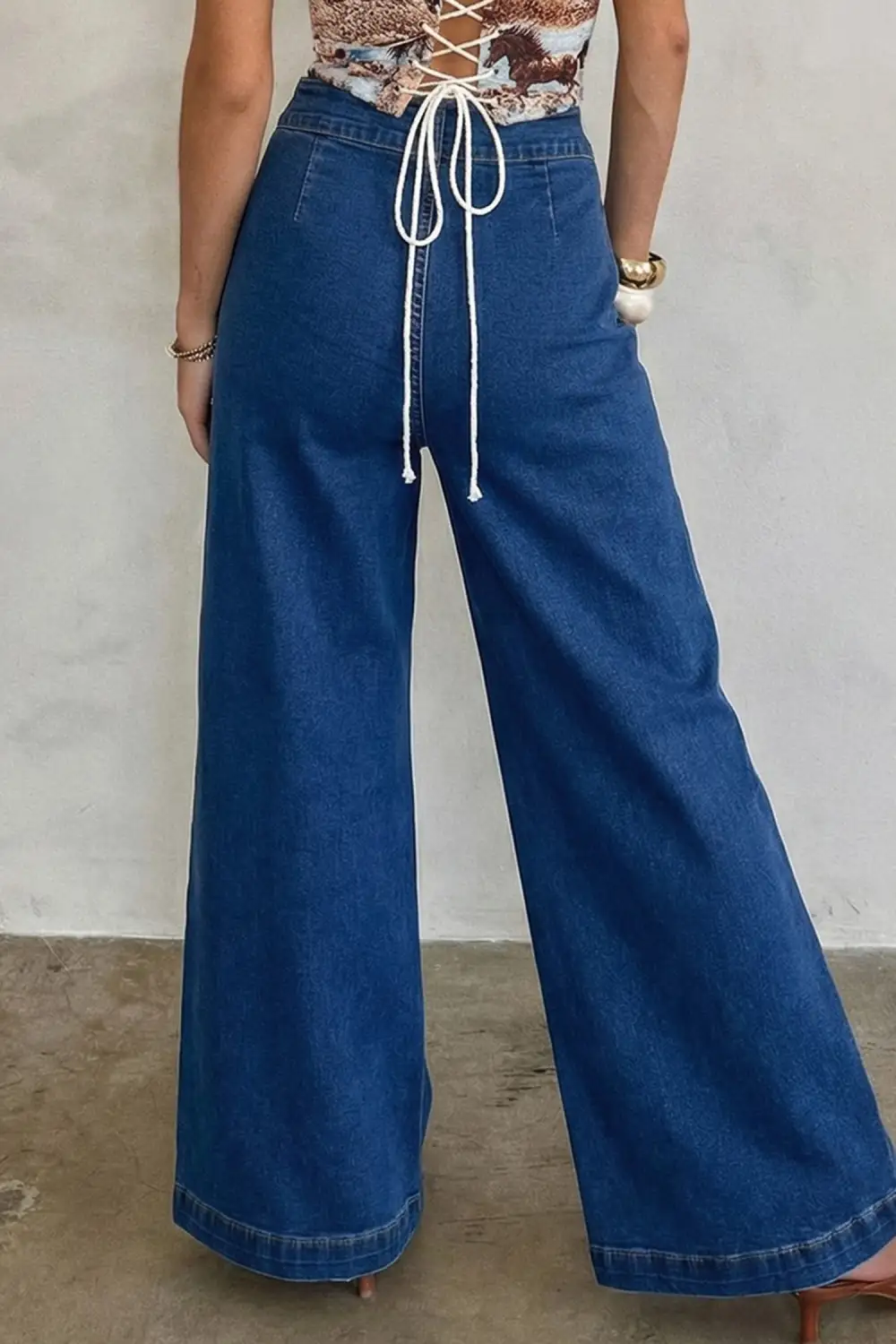 Women's Hardware Decor Patched Pockets Wide Leg Denim Pants