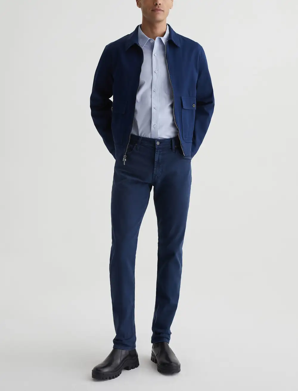 Men's Classic Fit Button-Up Shirt