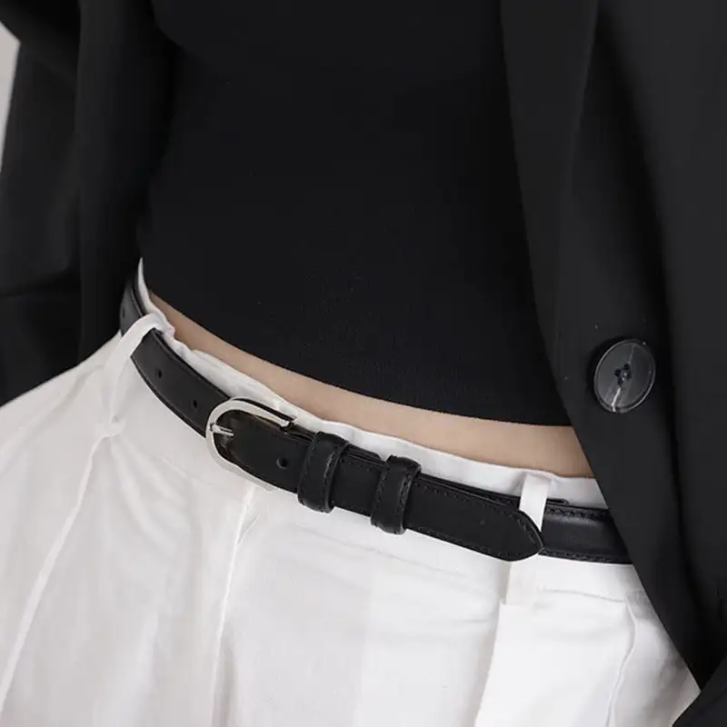 Skinny Skinny Leather Belt with Silver Buckle