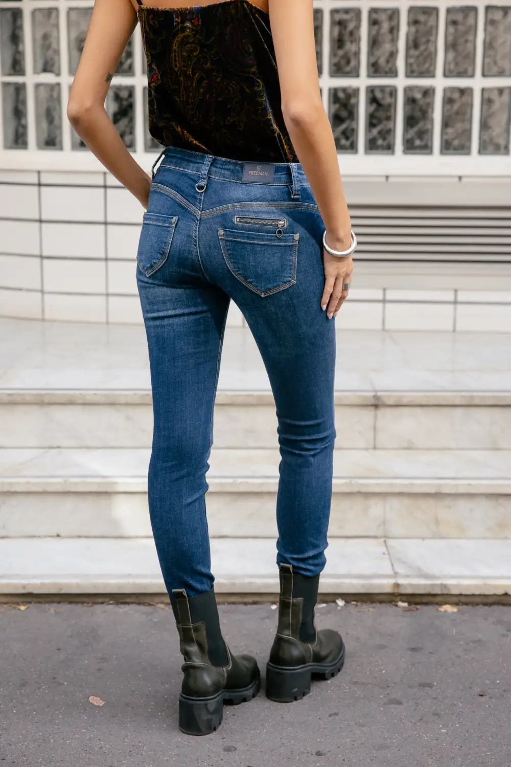 Women's Cropped Denim Jeans