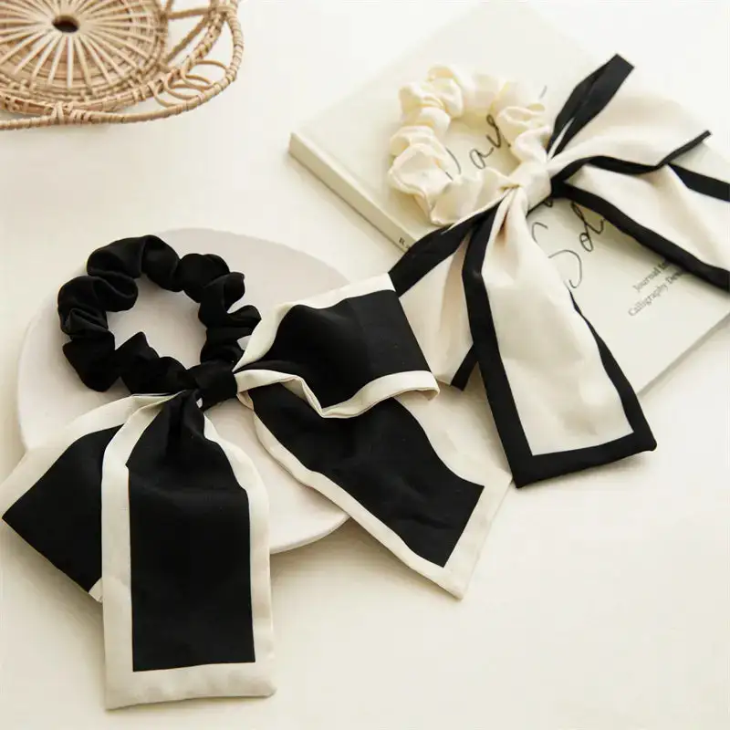 Odette Scrunchie Scarf
