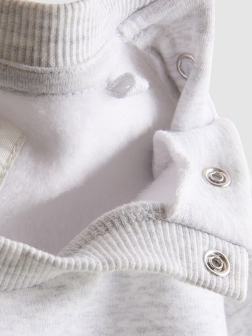 0-18mths | Sweatshirt and Cuffed Joggers Newborn Set detail 2