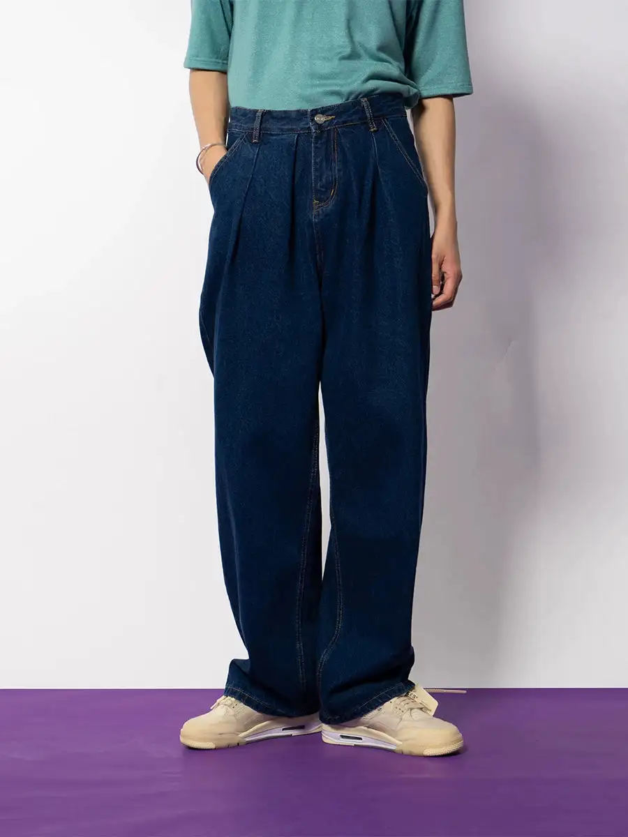 Pleat Relaxed Wide-Leg Jeans