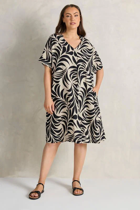 Cream Premium Linen Leaf Print Shift Dress detail 1