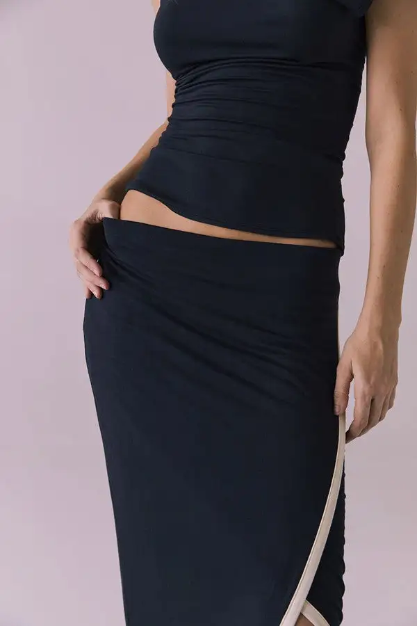 Black Slim-Fit Front Slit Midi Skirt