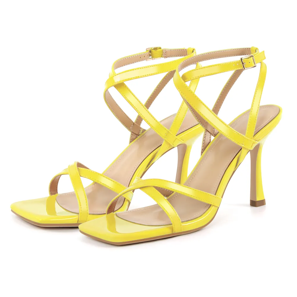 Square Toe Crisscross Ankle Strap Sandals